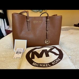 MK tote